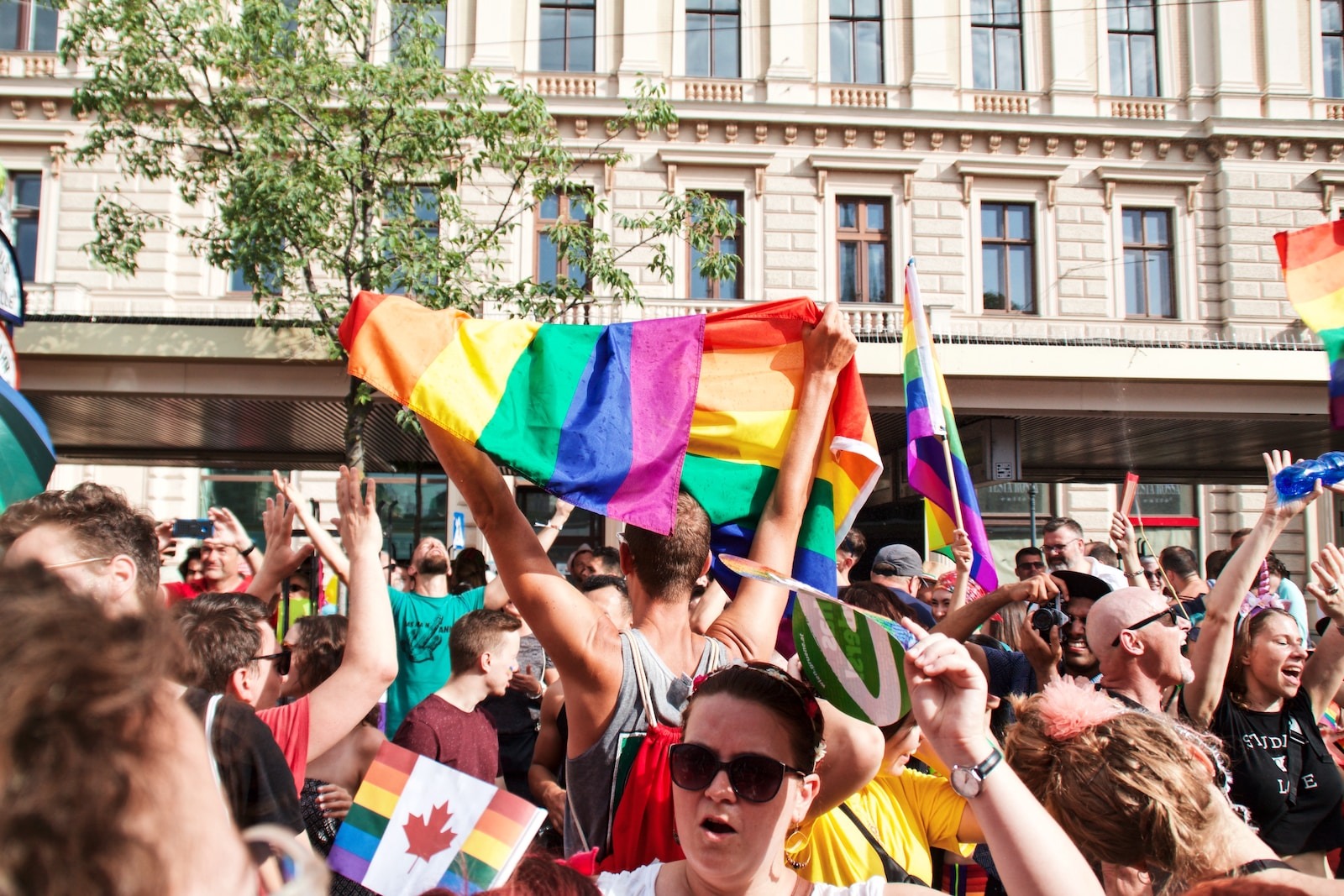 Liste de Choses à Emporter pour la Pride : Ne Rien Oublier