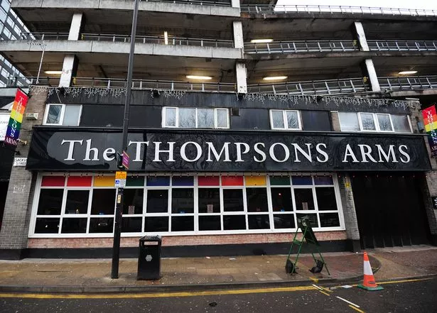 Le Thompsons Arms est un bar gay de Manchester.